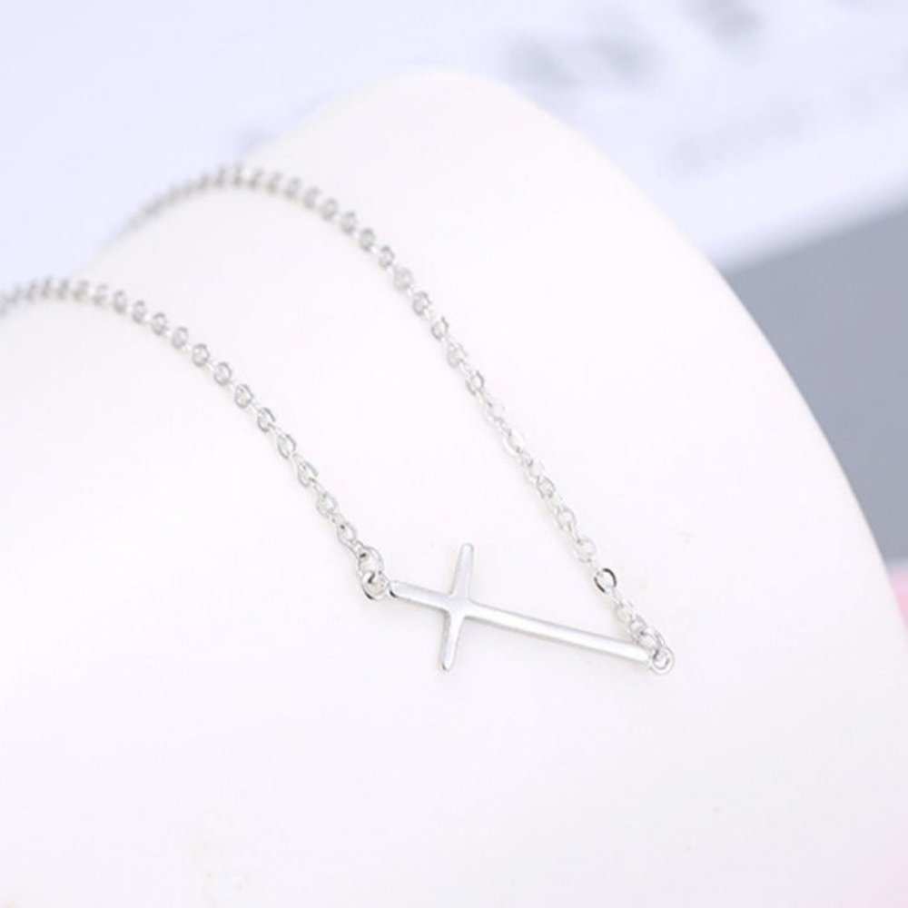 *NEW 925 Sterling Silver Dainty Cross Necklace - Picture 3 of 4